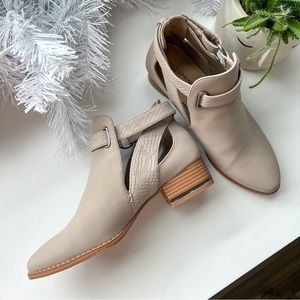 BRAND NEW Blush cut-out booties